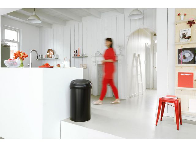 Papperskorg BRABANTIA Touch 60L svart